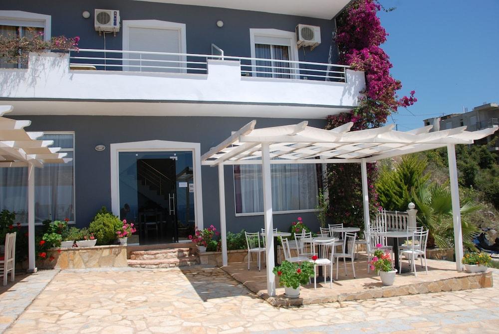 Villa Doka Sarande Luaran gambar