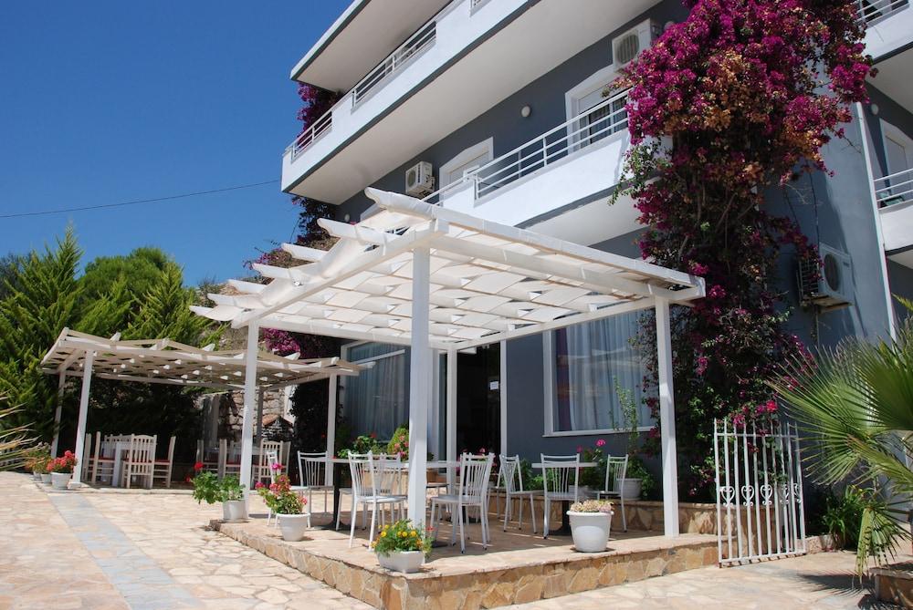 Villa Doka Sarande Luaran gambar