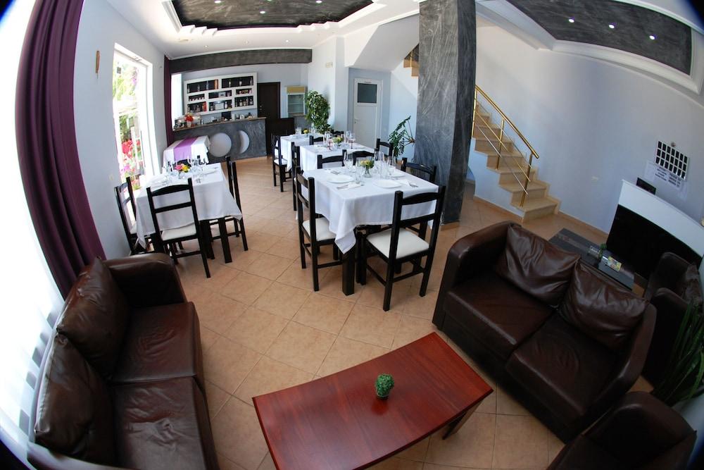 Villa Doka Sarande Luaran gambar