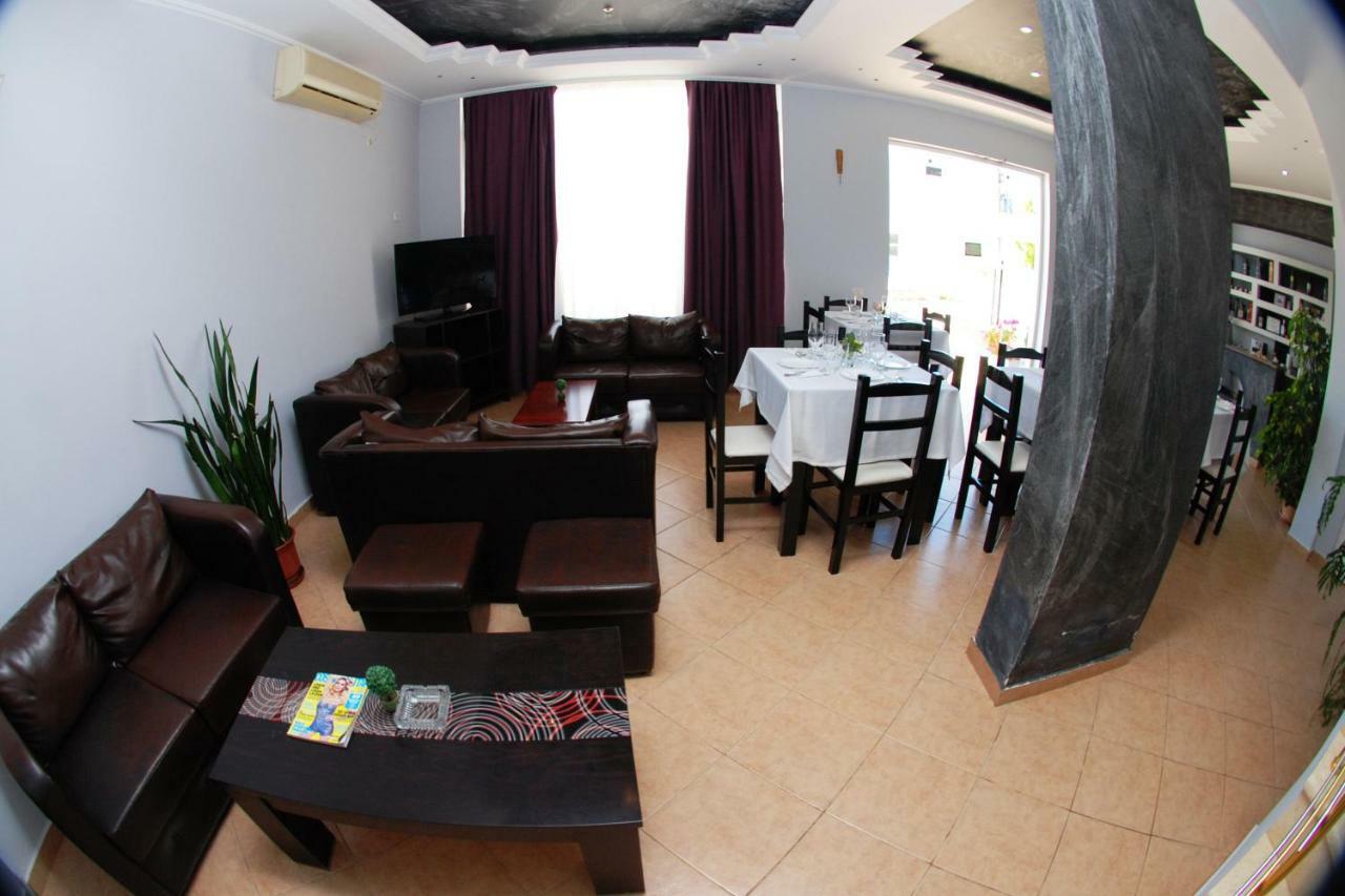 Villa Doka Sarande Luaran gambar