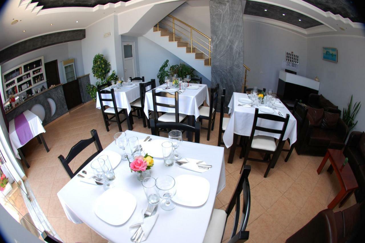 Villa Doka Sarande Luaran gambar